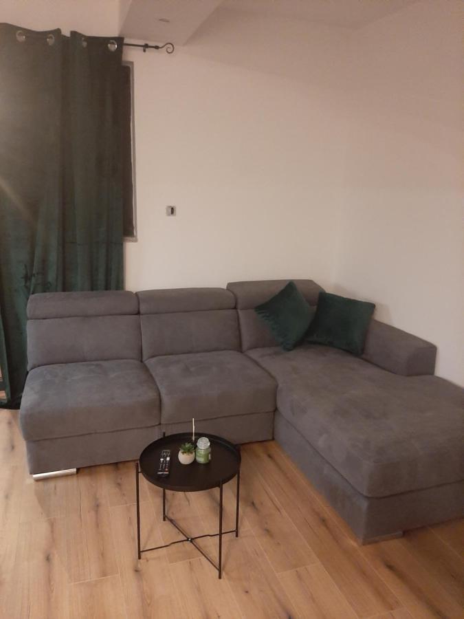 Apartman Mate Lopar Exterior foto